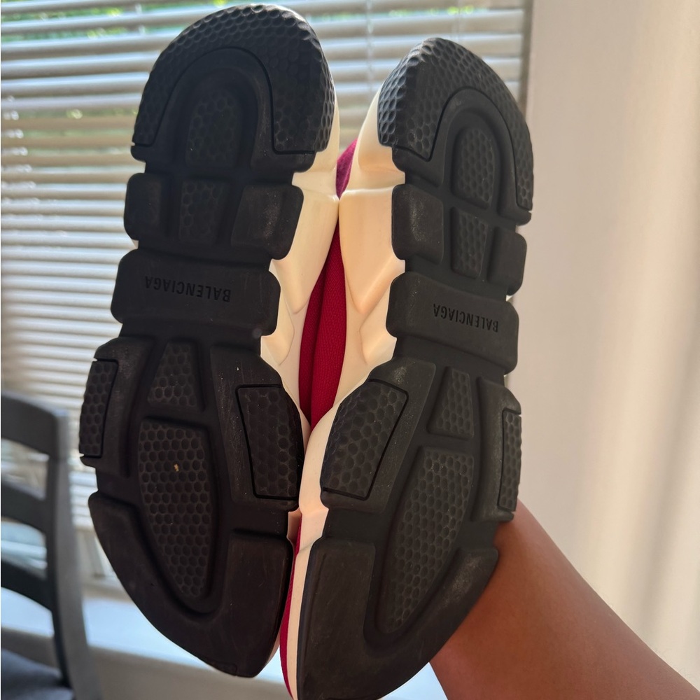 Brand new limited edition balenciaga runners - Picture 2 of 4